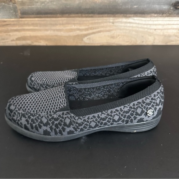 Skechers Women's On The Go Dreamy Black Gray Knit Slip On Shoes Size 9.5 - Picture 2 of 9